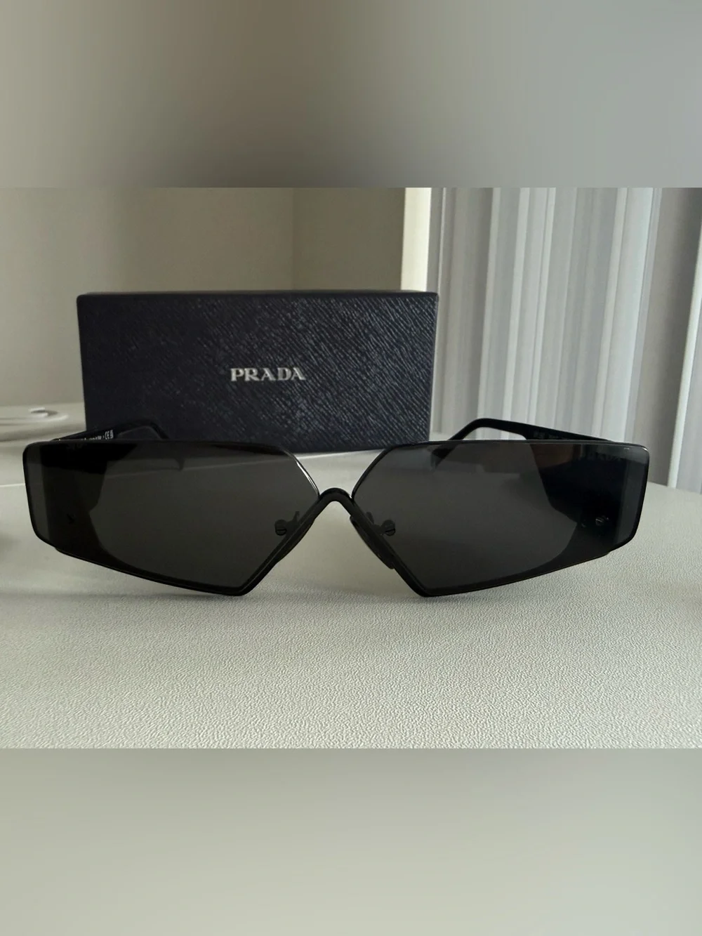 black Prada PR 09ZS rectangular acetate sunglasses